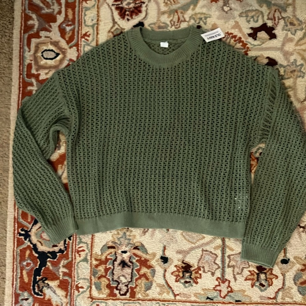 Cropped sweater